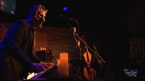 Sequence-01.Still072